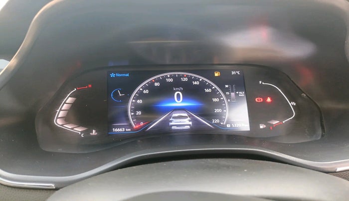 2022 Renault Kiger RXZ MT, Petrol, Manual, 16,663 km, interior