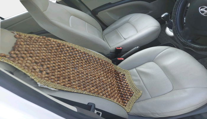 2014 Hyundai i10 MAGNA 1.1, Petrol, Manual, 1,16,039 km, interior