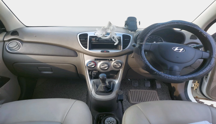 2014 Hyundai i10 MAGNA 1.1, Petrol, Manual, 1,16,039 km, interior