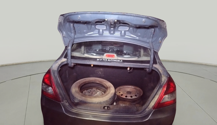 2016 Maruti Swift Dzire LDI, Diesel, Manual, 1,31,748 km, exterior