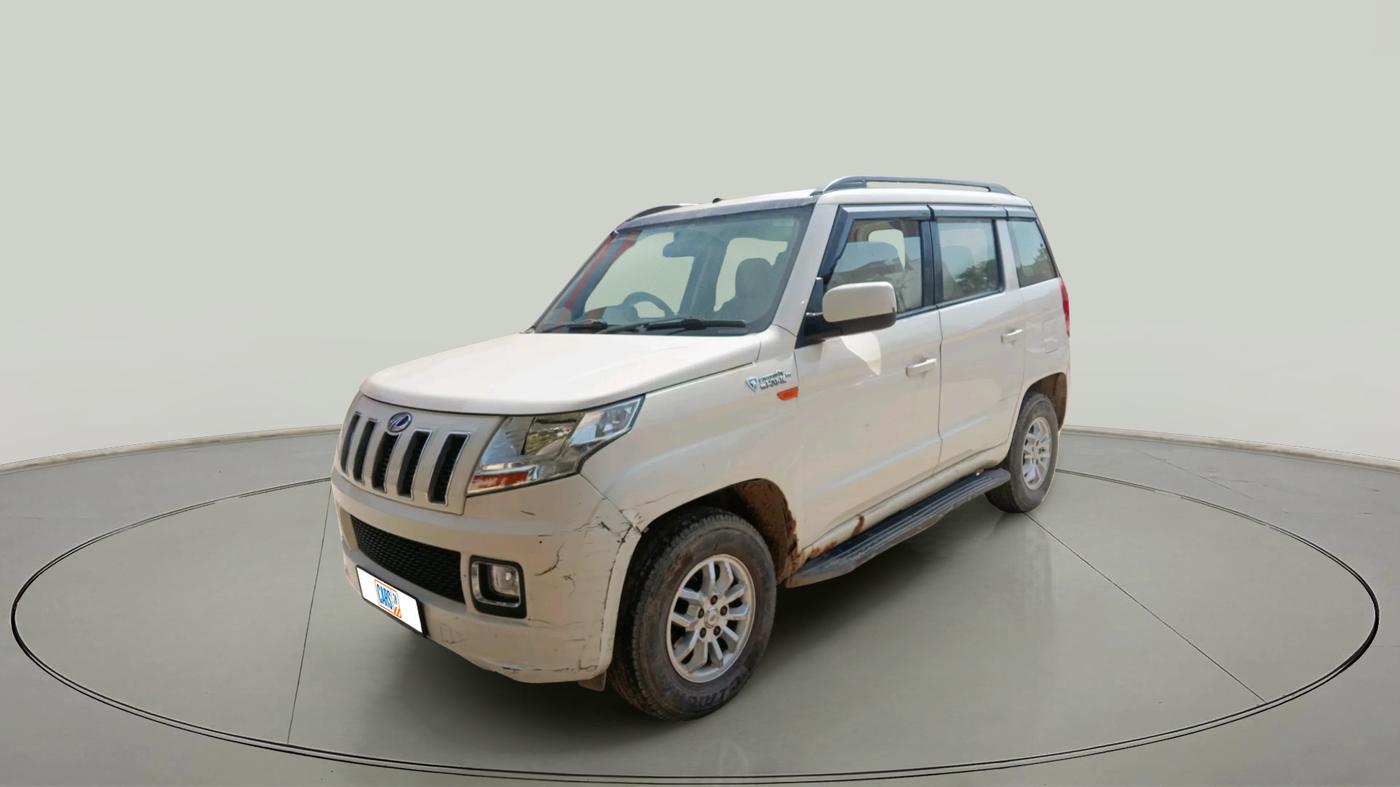 2016 Mahindra TUV300 T8, Diesel, Manual, 74,140 km, exterior