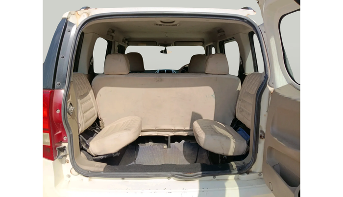 2016 Mahindra TUV300 T8, Diesel, Manual, 74,140 km, exterior