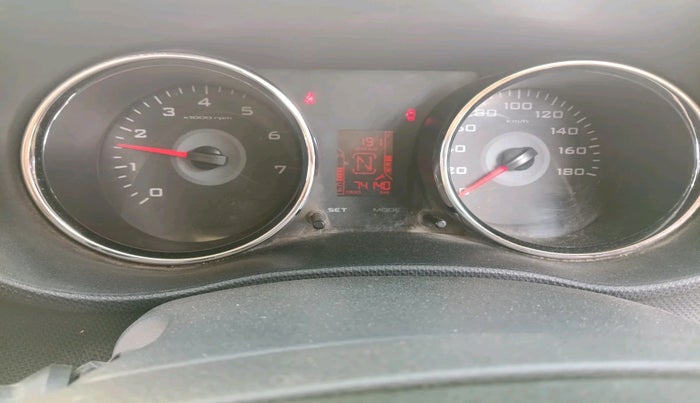 2016 Mahindra TUV300 T8, Diesel, Manual, 74,140 km, interior