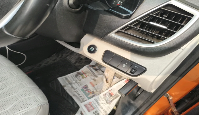 2019 KIA SELTOS HTX 1.5 PETROL, Petrol, Manual, 1,00,641 km, interior