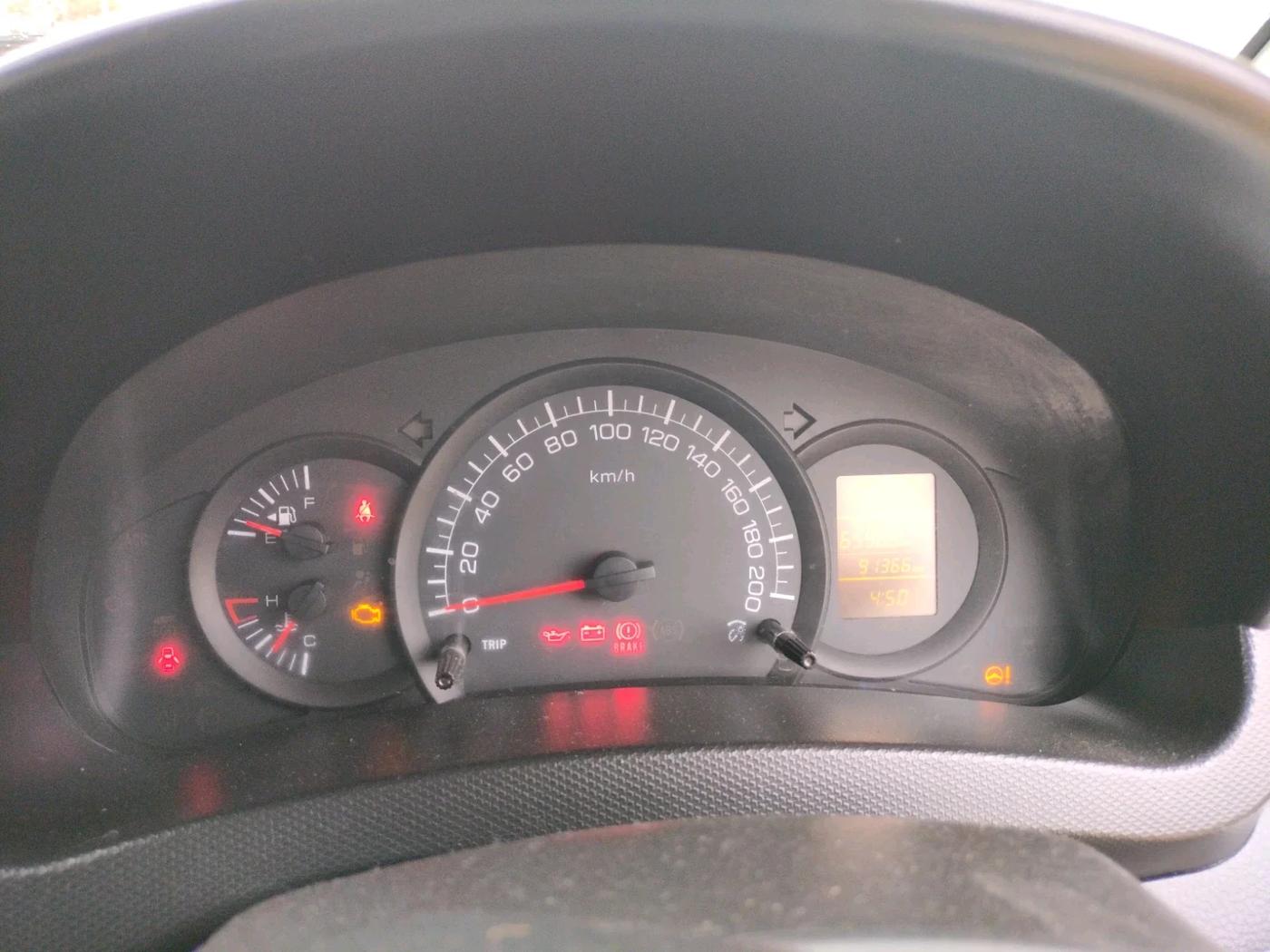 2015 Maruti Swift LXI, Petrol, Manual, 91,366 km, interior