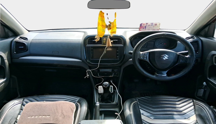 2018 Maruti Vitara Brezza ZDI PLUS DUAL TONE, Diesel, Manual, 79,713 km, interior