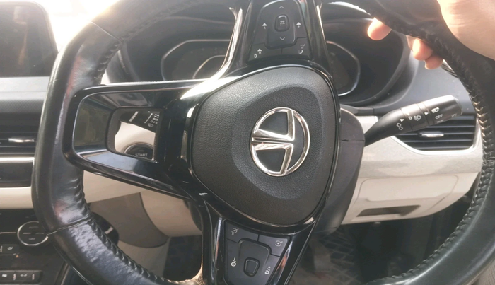 2022 Tata NEXON XZ PLUS PETROL SUNROOF, Petrol, Manual, 42,235 km, interior