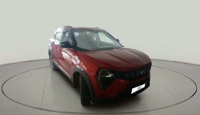 2024 Mahindra XUV 3XO AX5 1.2 L TCMPFi, Petrol, Manual, 43,925 km, exterior