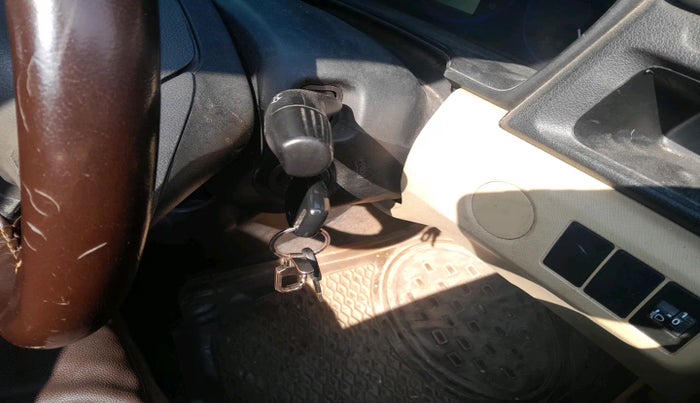 2017 Honda Amaze 1.2L I-VTEC S, Petrol, Manual, 93,013 km, interior