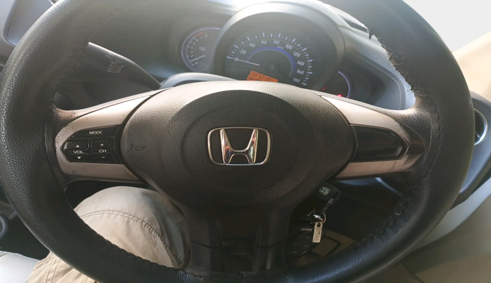 2015 Honda Brio S MT, Petrol, Manual, 87,219 km, interior