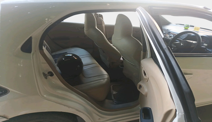 2015 Honda Brio S MT, Petrol, Manual, 87,219 km, interior