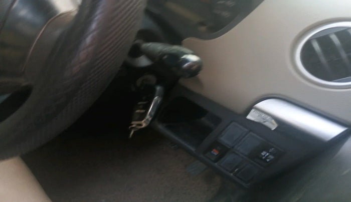 2015 Maruti Wagon R 1.0 LXI, Petrol, Manual, 32,432 km, interior