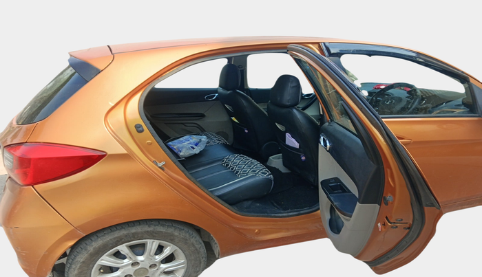 2018 Tata Tiago XZ PETROL, Petrol, Manual, 68,097 km, interior