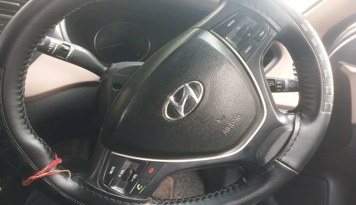 2018 Hyundai Elite i20 SPORTZ 1.2, Petrol, Manual, 1,00,384 km, interior