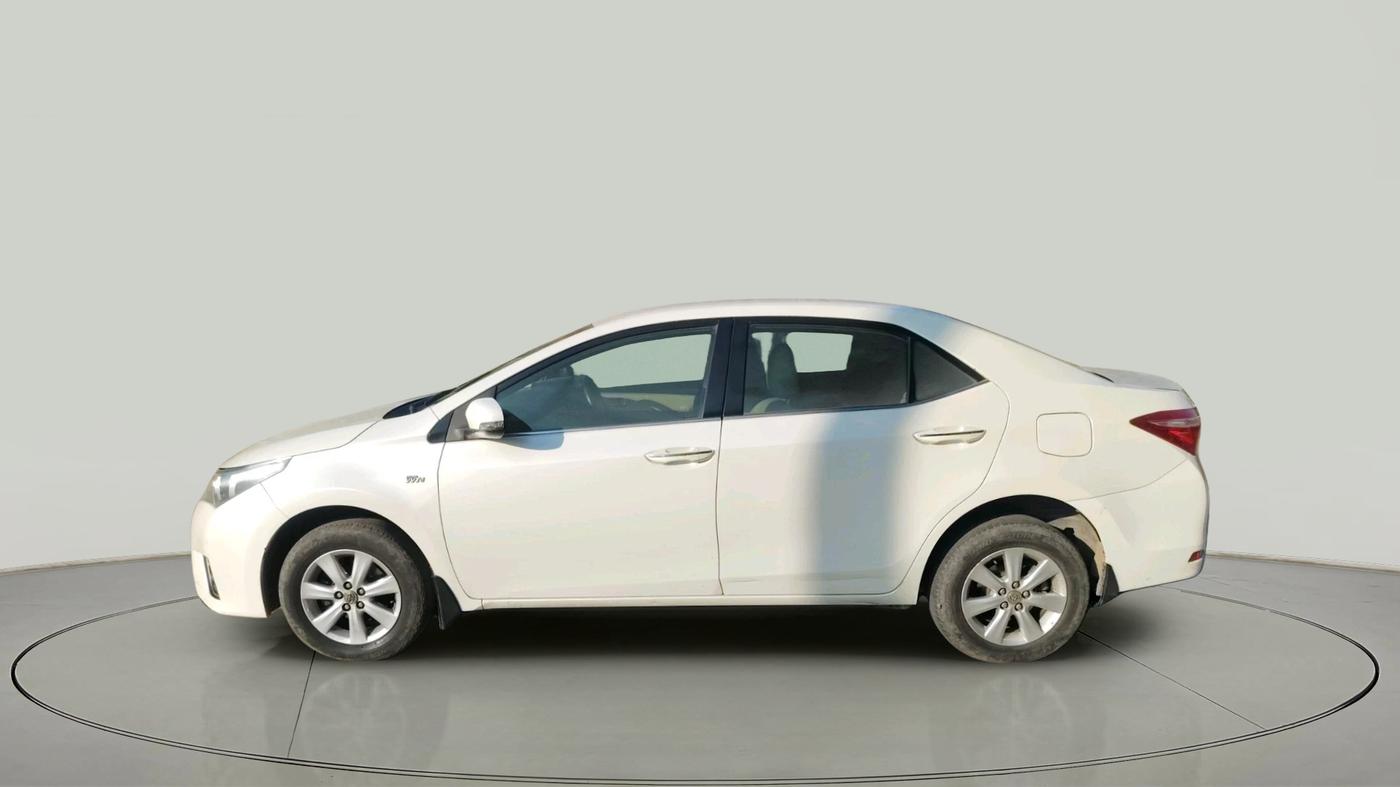 2015 Toyota Corolla Altis G CVT PETROL, Petrol, Automatic, 1,08,367 km, exterior