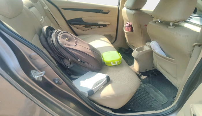 2011 Honda City 1.5L I-VTEC S MT, Petrol, Manual, 1,46,072 km, interior