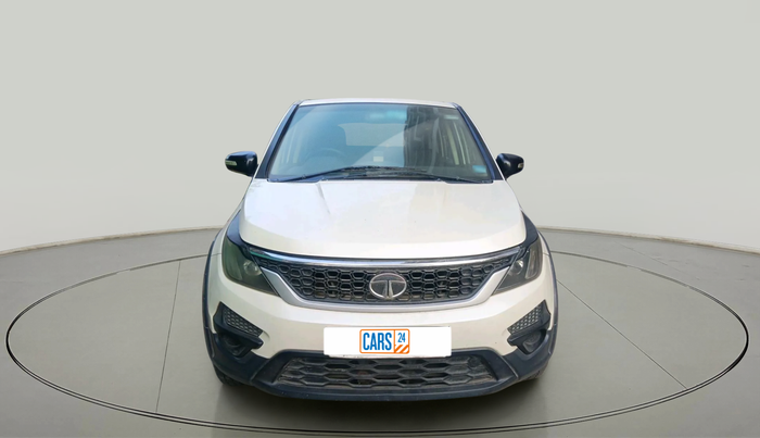 2017 Tata Hexa XE 4X2 7 STR, Diesel, Manual, 2,76,447 km, exterior