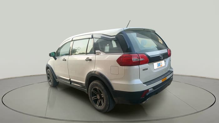 2017 Tata Hexa XE 4X2 7 STR, Diesel, Manual, 2,76,447 km, exterior