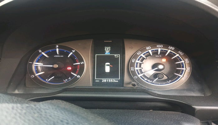 2016 Toyota Innova Crysta 2.8 ZX AT 7 STR, Diesel, Automatic, 2,81,553 km, interior