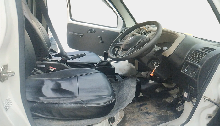 2023 Maruti Eeco 5 STR AC CNG, Petrol, Manual, 63,052 km, interior