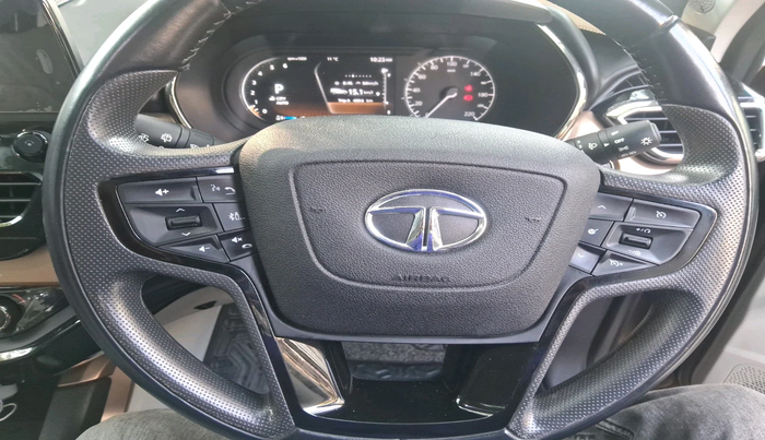 2022 Tata Safari XZA PLUS, Diesel, Automatic, 54,473 km, interior