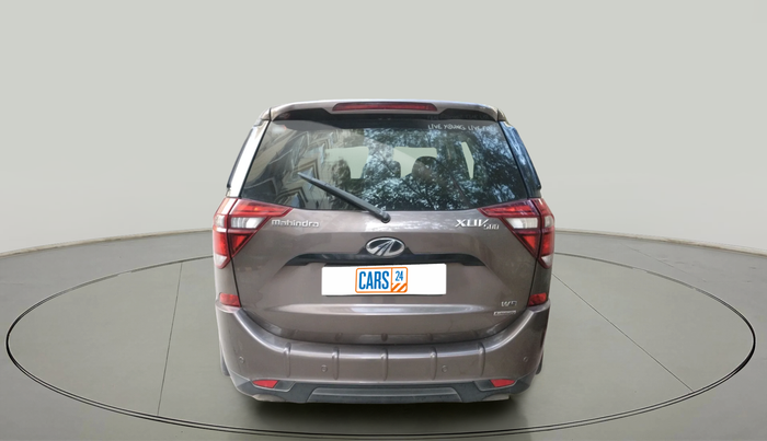 2018 Mahindra XUV500 W9 AT, Diesel, Automatic, 93,519 km, exterior