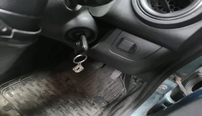 2019 Renault Kwid RXL, Petrol, Manual, 51,392 km, interior