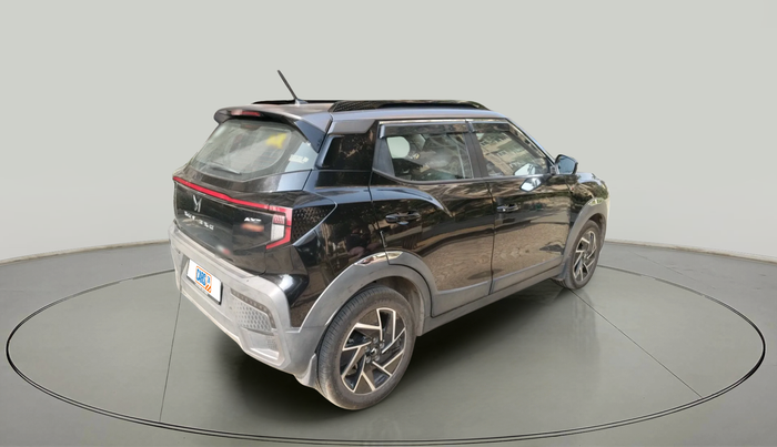 2024 Mahindra XUV 3XO AX7 1.5 Turbo Diesel, Diesel, Manual, 5,982 km, exterior