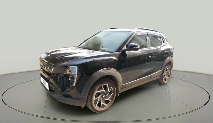 2024 Mahindra XUV 3XO AX7 1.5 Turbo Diesel, Diesel, Manual, 5,982 km, exterior
