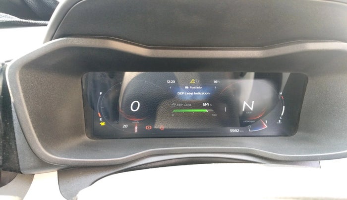 2024 Mahindra XUV 3XO AX7 1.5 Turbo Diesel, Diesel, Manual, 5,982 km, interior