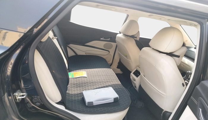 2024 Mahindra XUV 3XO AX7 1.5 Turbo Diesel, Diesel, Manual, 5,982 km, interior