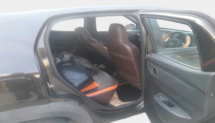 2020 Renault Kwid RXT 1.0 AMT (O), Petrol, Automatic, 35,254 km, interior