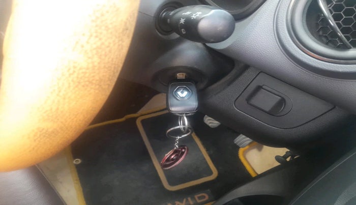 2020 Renault Kwid RXT 1.0 AMT (O), Petrol, Automatic, 35,254 km, interior