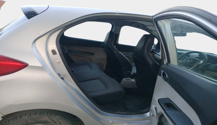 2017 Tata Tiago XE DIESEL, Diesel, Manual, 59,925 km, interior