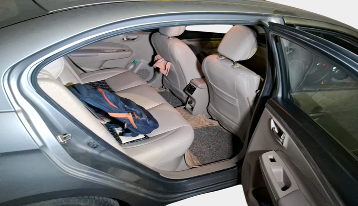 2020 Maruti Ciaz DELTA AT 1.5 SHVS PETROL, Petrol, Automatic, 99,800 km, interior