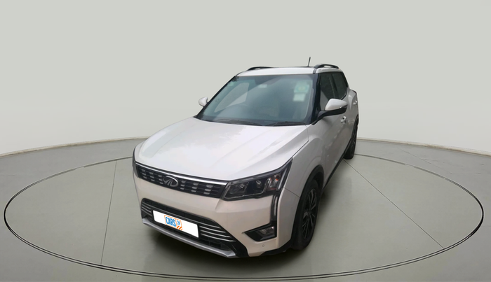 2021 Mahindra XUV300 W8 (O) 1.5 DIESEL AMT, Diesel, Automatic, 85,097 km, exterior