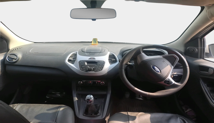 2015 Ford New Figo TITANIUM 1.2 PETROL MT, Petrol, Manual, 74,682 km, interior