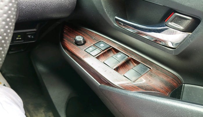 2018 Toyota Innova Crysta 2.8 GX AT 7 STR, Diesel, Automatic, 1,19,911 km, interior