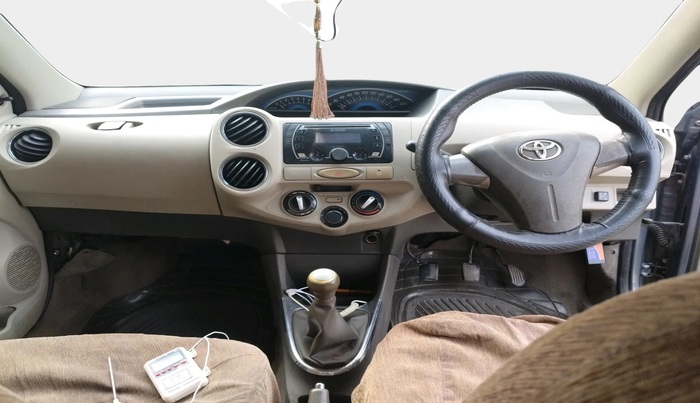 2013 Toyota Etios G, Petrol, Manual, 1,30,277 km, interior