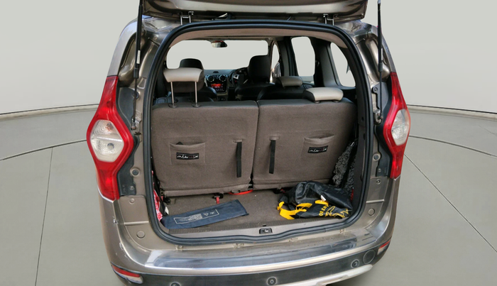 2016 Renault Lodgy 110 PS RXZ STEPWAY 8 STR, Diesel, Manual, 80,046 km, exterior