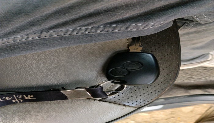 2016 Renault Lodgy 110 PS RXZ STEPWAY 8 STR, Diesel, Manual, 80,046 km, interior