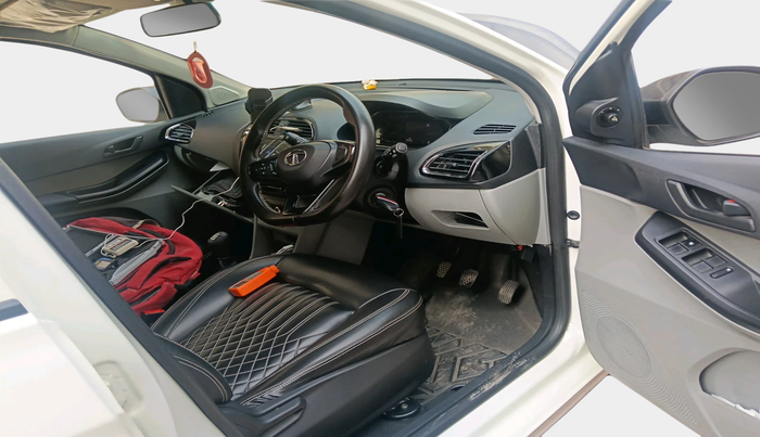 2022 Tata Tiago XT CNG, Petrol, Manual, 78,408 km, interior