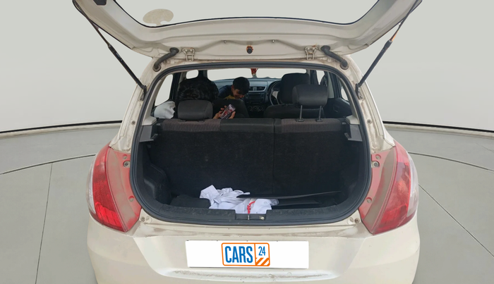 2015 Maruti Swift VXI, Petrol, Manual, 1,13,993 km, exterior