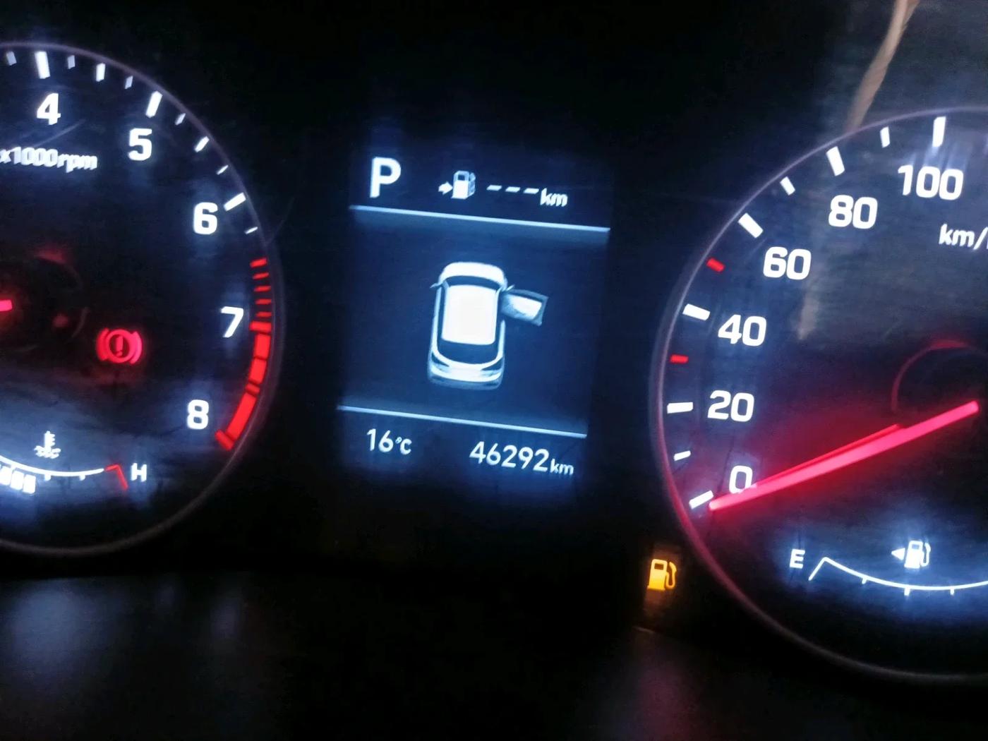 2019 Hyundai Elite i20 ASTA (O) CVT, Petrol, Automatic, 46,292 km, interior