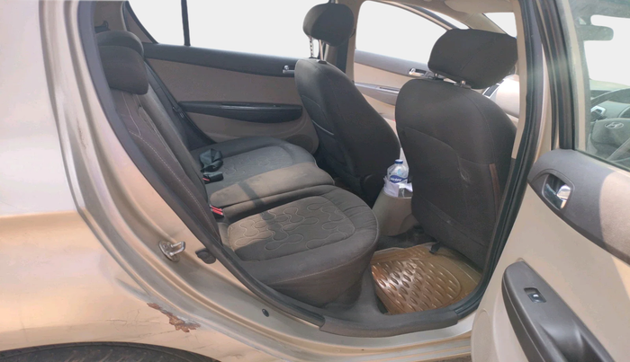 2011 Hyundai i20 SPORTZ 1.2, Petrol, Manual, 83,188 km, interior