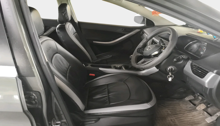 2023 Tata NEXON XM SUNROOF PETROL, Petrol, Manual, 40,572 km, interior
