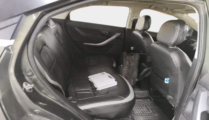 2023 Tata NEXON XM SUNROOF PETROL, Petrol, Manual, 40,572 km, interior