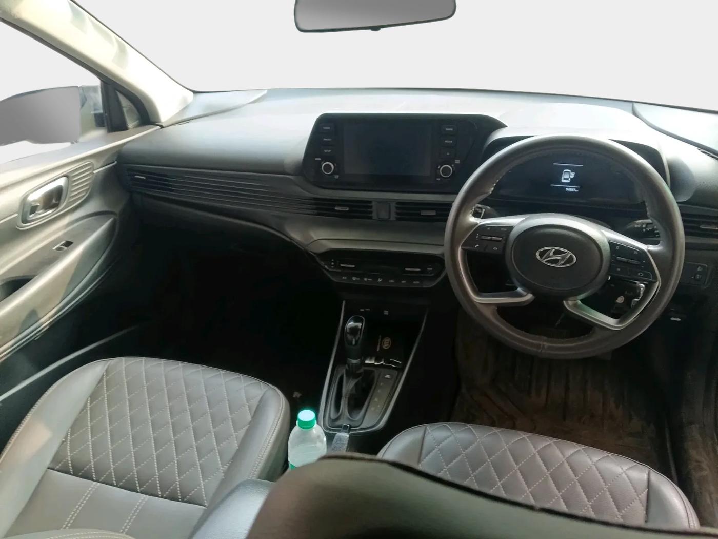 2022 Hyundai NEW I20 SPORTZ 1.2 AT, Petrol, Automatic, 56,587 km, interior