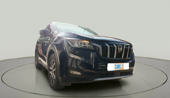2023 Mahindra XUV700 AX 7 P AT 7 STR, Petrol, Automatic, 17,982 km, exterior
