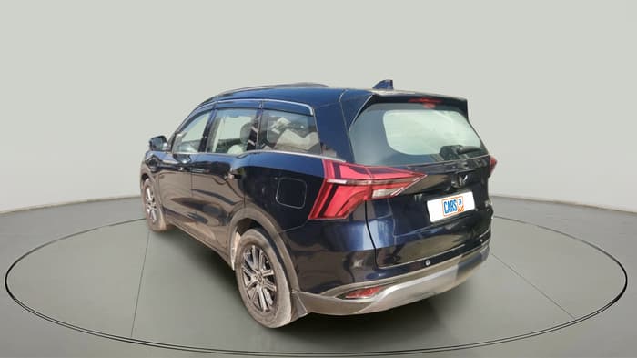 2023 Mahindra XUV700 AX 7 P AT 7 STR, Petrol, Automatic, 17,982 km, exterior